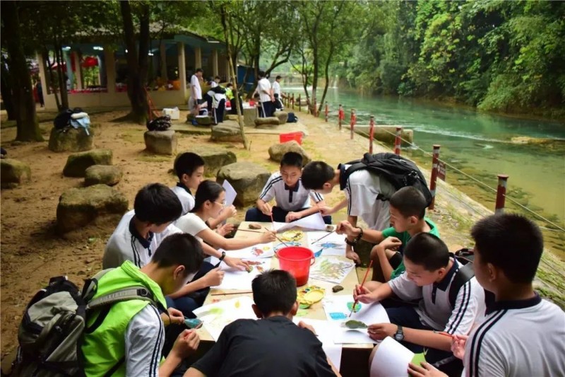 热议 | 月薪过万，市场火热，研学旅行指导师真的未来可期吗？